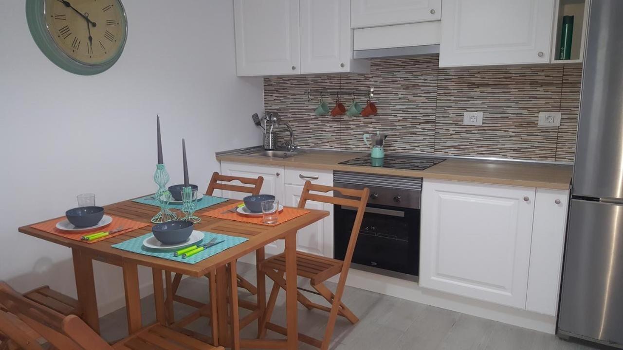 Cozy Apartment In Centric Area At Caleta De Fuste With Air Conditioner Bagian luar foto