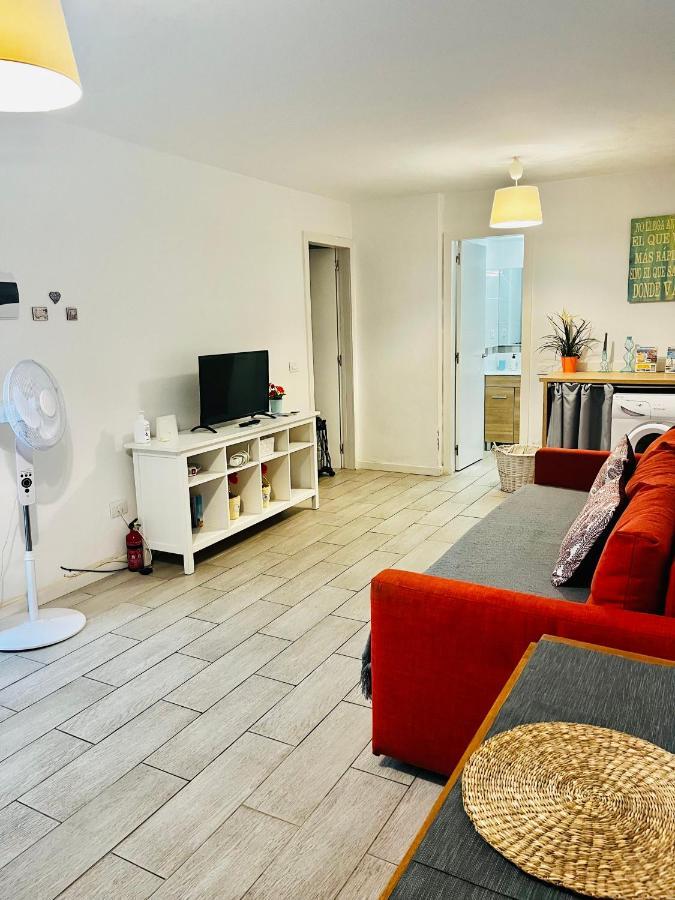Cozy Apartment In Centric Area At Caleta De Fuste With Air Conditioner Bagian luar foto